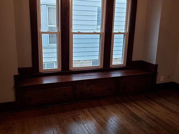 3rd image of 328 Central Ave