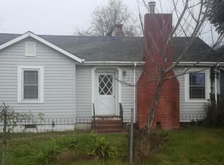 979 Riverview Ln, Garberville, CA 95542