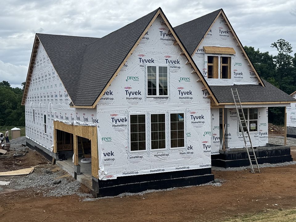 1st image of 576 Baker Rd