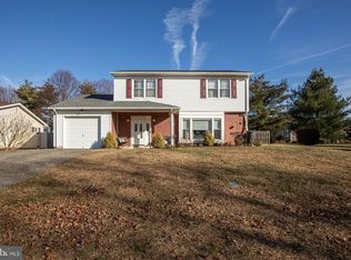 2 Albert E Bonacci Dr, Hamilton, NJ 08690