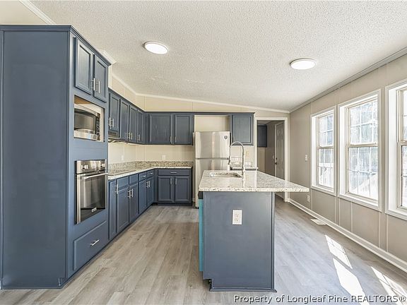5th image of 130 Harley Ln