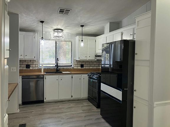 3rd image of 49 Oakmont St #49