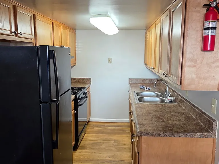 Longview — Photo 114