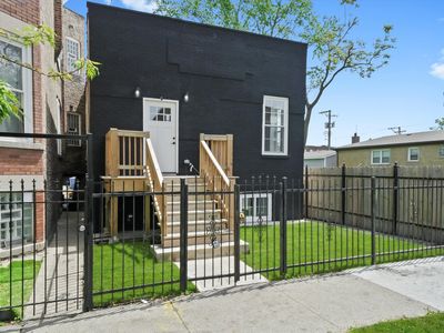 831 N Lawndale Ave, Chicago, IL, 60651
