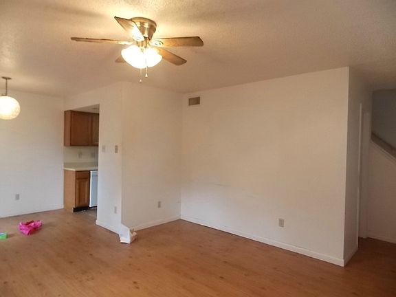 5th image of 8502 Lyndon Ln APT A