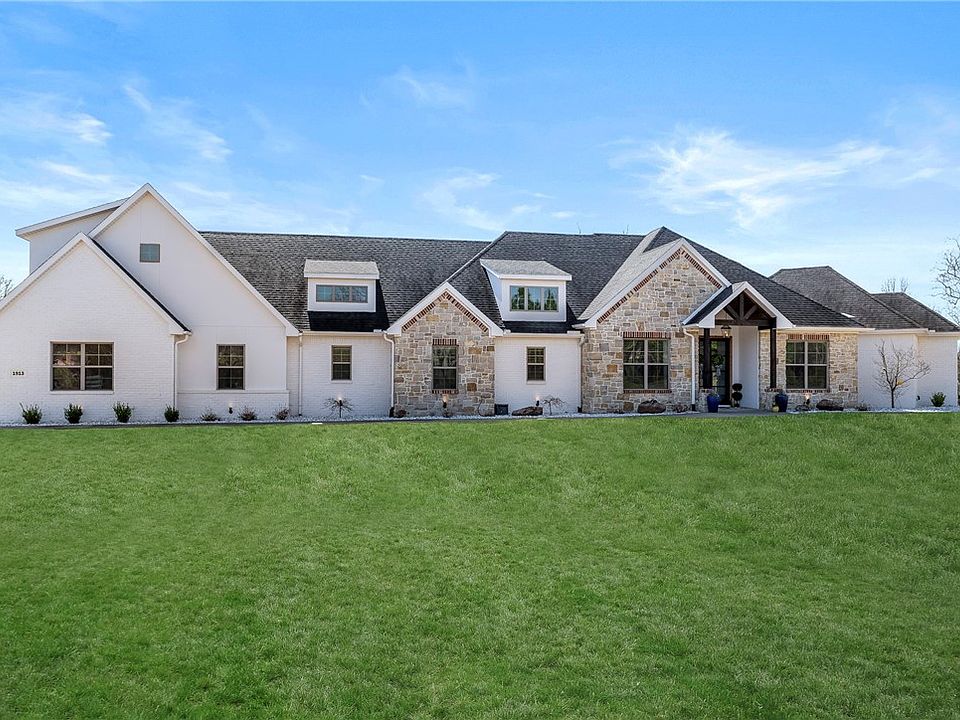 1st image of 1913 Haxton Ln