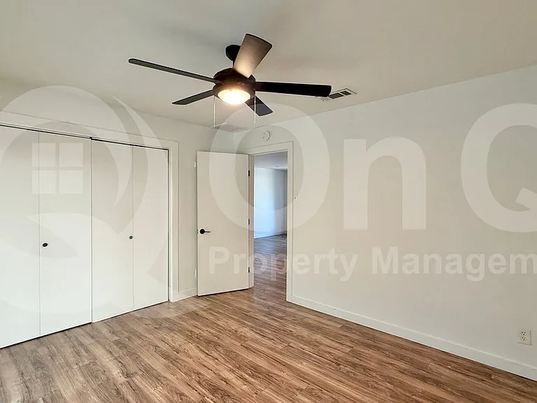 5504 Northdale Dr — Photo 21