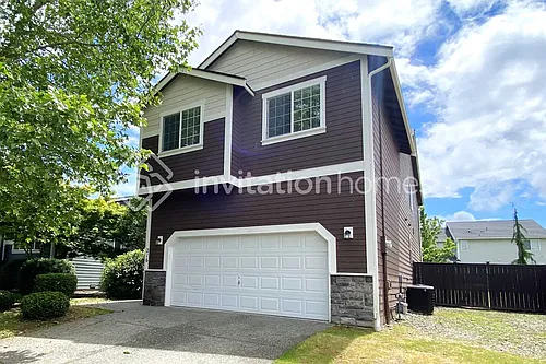 216 Michell Ln NE Photo 1