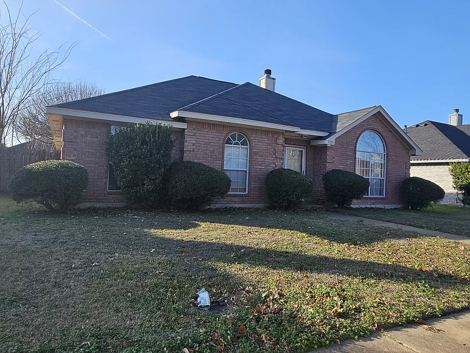 1115 De Haviland Ave