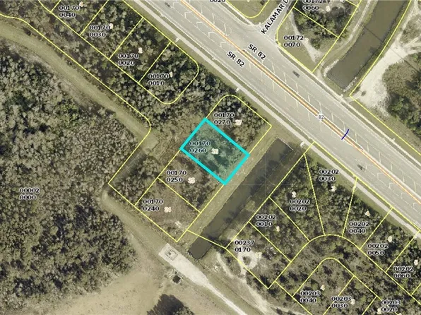 803 El Castelay Ave, Fort Myers, FL 33913