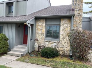 501 Conner Creek Dr #13, Fishers, IN