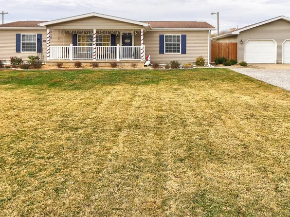 602 S Mill St, Owensville, IN 47665