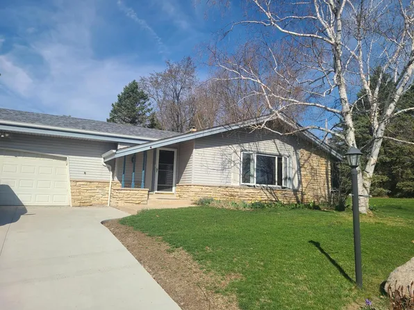 2965 Skyline DRIVE, Hubertus, WI 53033