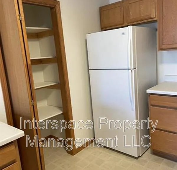 175 Liberty Ln #1 — Photo 2