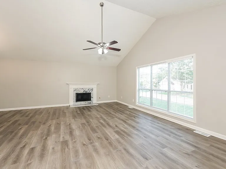 1393 Richland Creek Trl — Photo 4