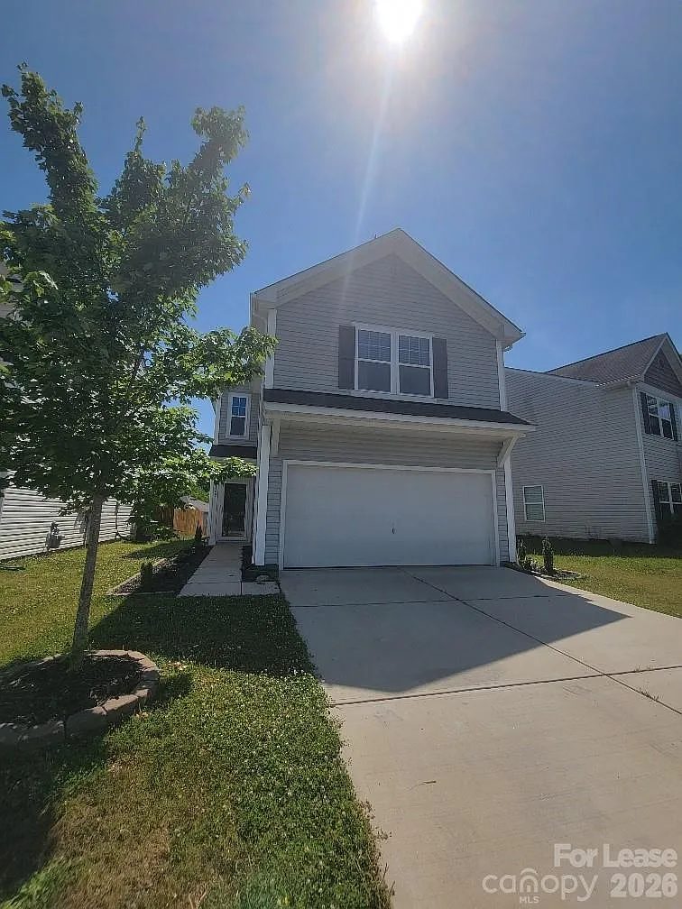 3 bed, 2.5 bath, $1,875 — Photo 1
