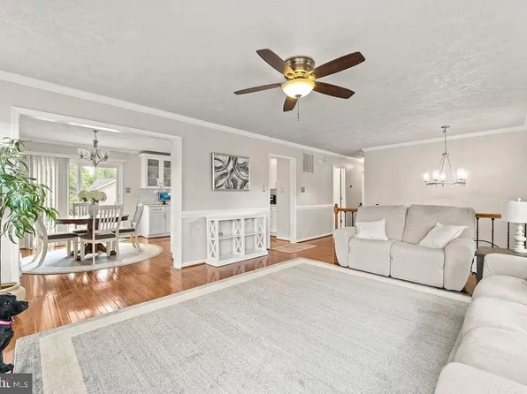 40 Thornberry Ln, Stafford, VA 22556