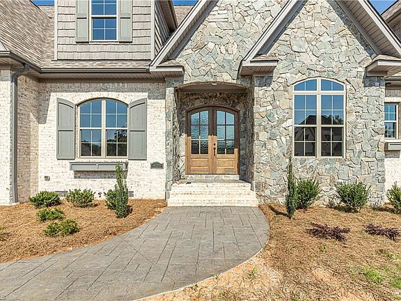 3rd image of 406 Mitchells Landing Way