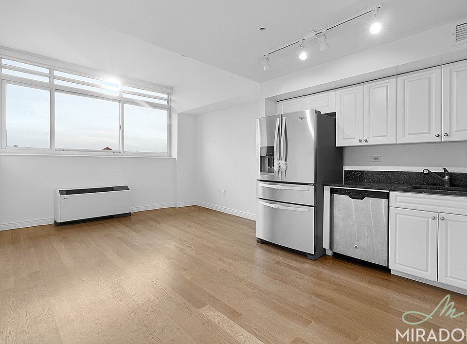1st image of 60 W 23rd St APT 2007