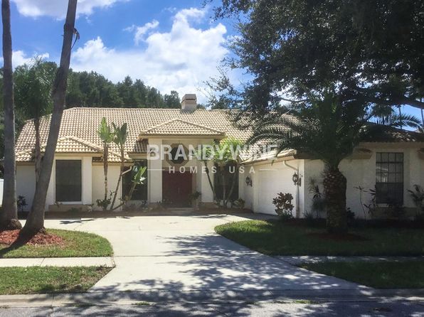 7036 Fallbrook Ct