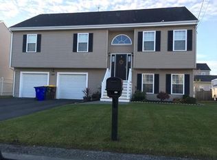 241 Whitefield St, Fall River, MA 02721