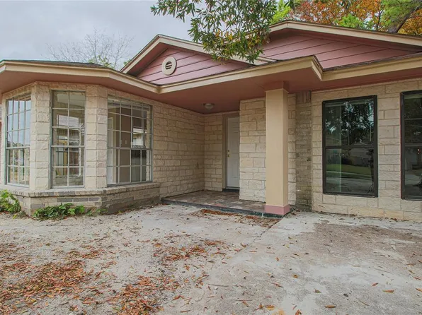 11915 Greenglen Dr, Houston, TX 77044