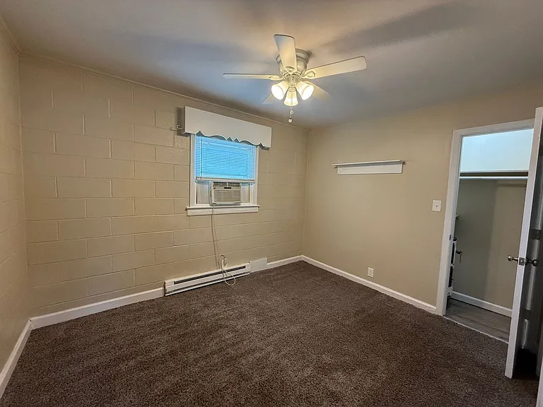 165 Lakewood Dr — Photo 6