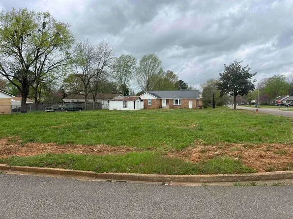 0 Squaw St, Savannah, TN 38372