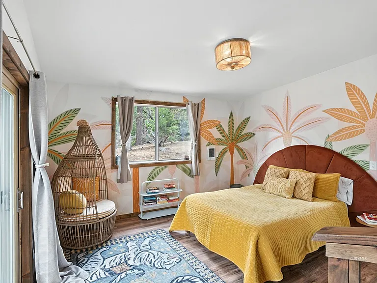 24990 Marion Ridge Dr #24990 — Photo 3