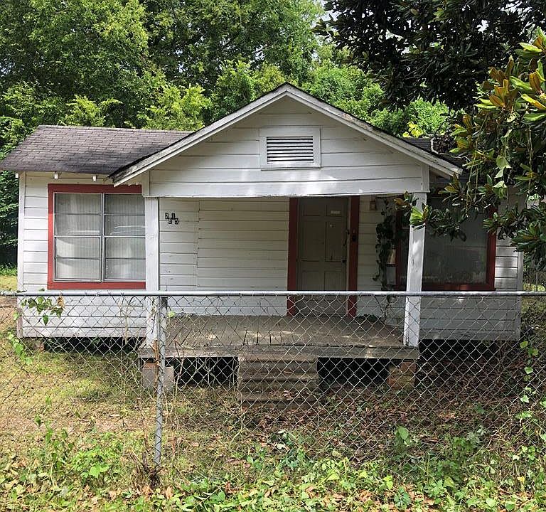 1st image of 2615 Bessie Dillard Ave