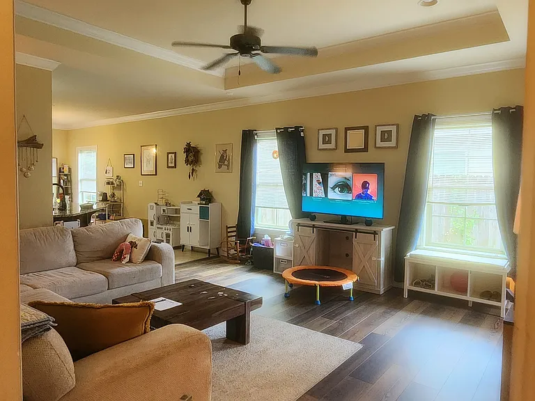 858 Linlen Ave — Photo 11