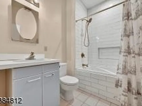 75 Liberty Avenue image 19 of 21