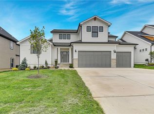 17816 Slater St, Overland Park, KS 66013