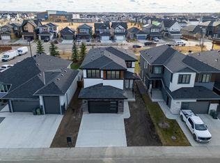 181 Edgewater Cir, Leduc, AB T9E1K5