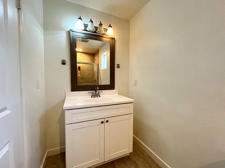 1629 Kendall Dr — Photo 23