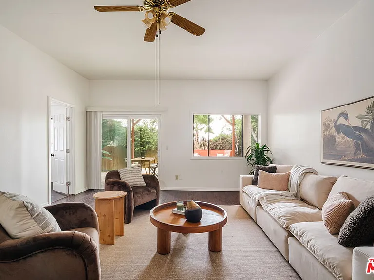 728 Montecito Dr — Photo 29
