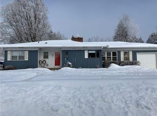 442 W Warner St, Ellsworth, WI 54011