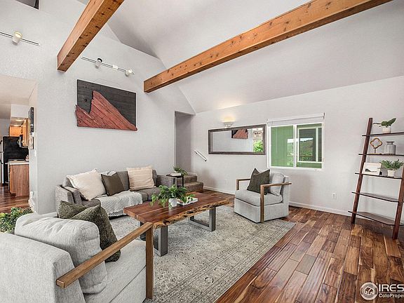 3rd image of 5017 Deer Run Ln