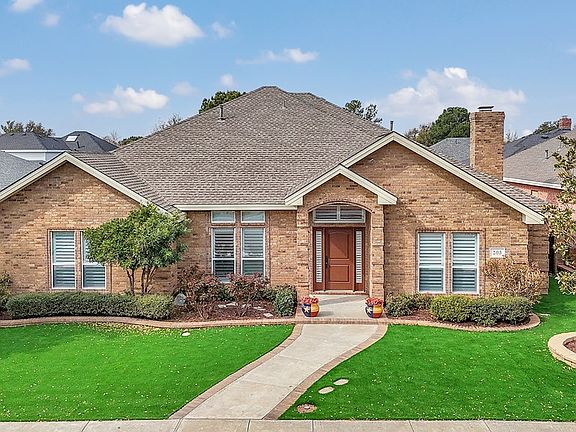 2nd image of 203 Skywood Cir