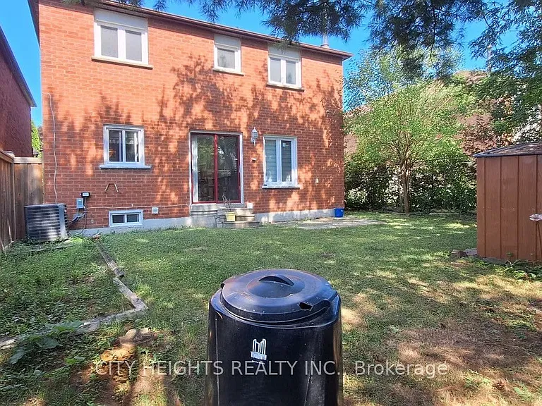 120 Littles Rd — Photo 2