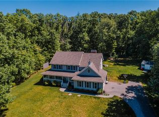 7 Shady Grove Rd, Hope Valley, RI 02832