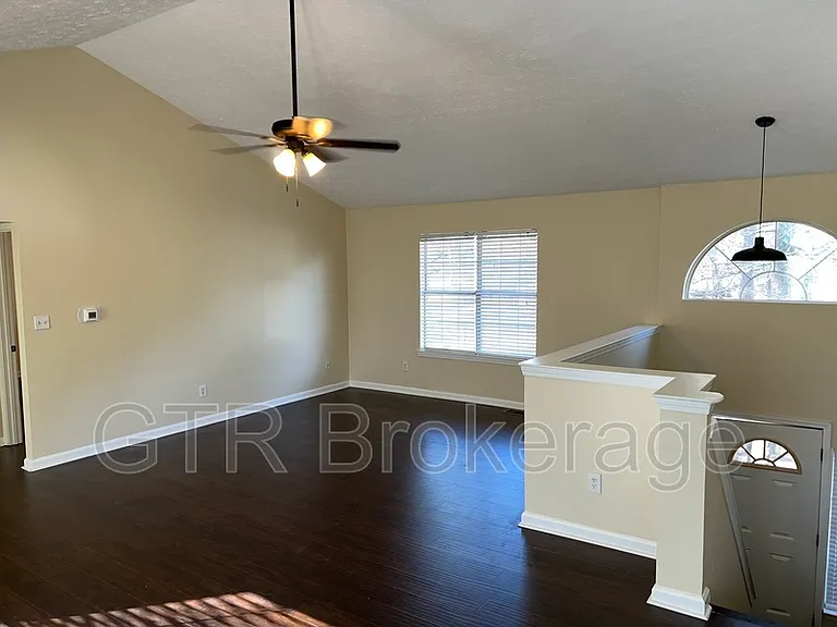 40 Smoke Rise Ct — Photo 5