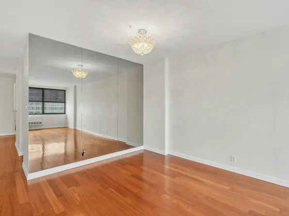 7004 Blvd East image 14 of 34