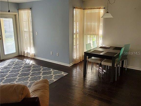 5th image of 6912 Lakeview Ct