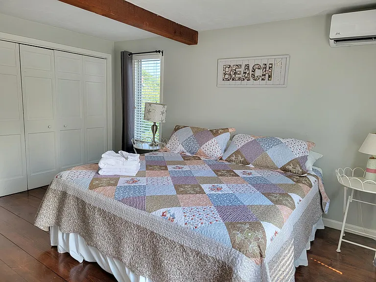 10 Willow Ave — Photo 24