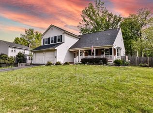 5703 Pamela Dr, Centreville, VA 20120