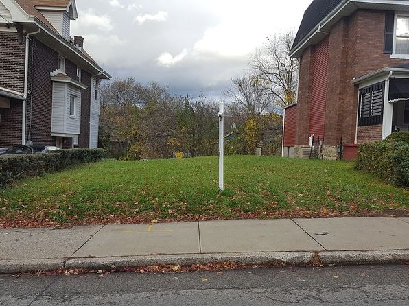 1135 Greenfield Ave