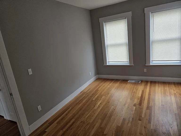 642 Moody St — Photo 17