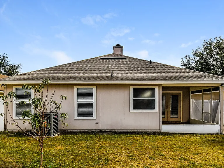 8030 Welbeck Ln — Photo 16