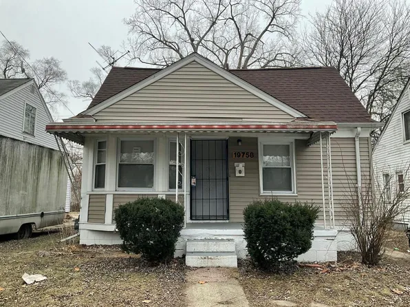 19758 Greenview Ave, Detroit, MI 48219